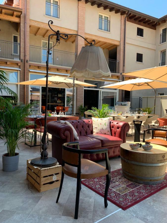 Hill Colle - Camere & Bistrot Erbusco Εξωτερικό φωτογραφία